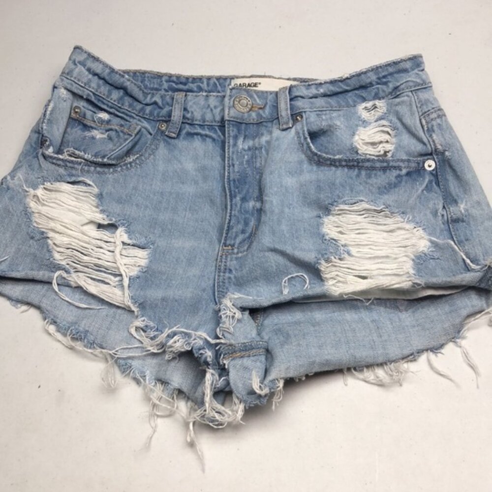 GARAGE FACTORY DISTRESS SHORTIE JEAN SHORTS 5/28 ⭐️